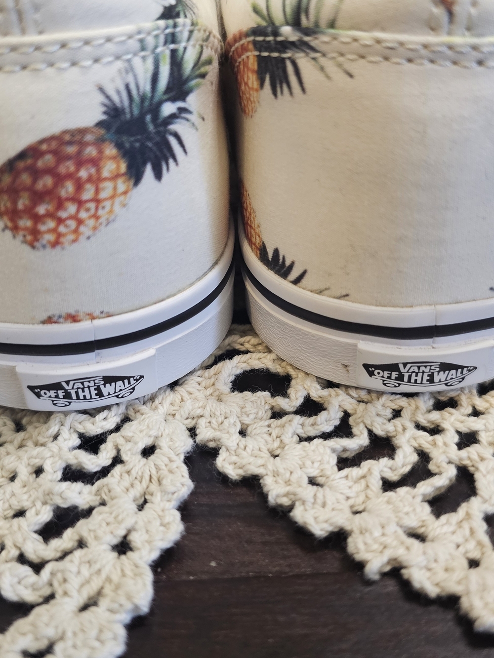 Vans Pineapple Print Women's Lace-Up Sneakers - White - Picture 8 of 13